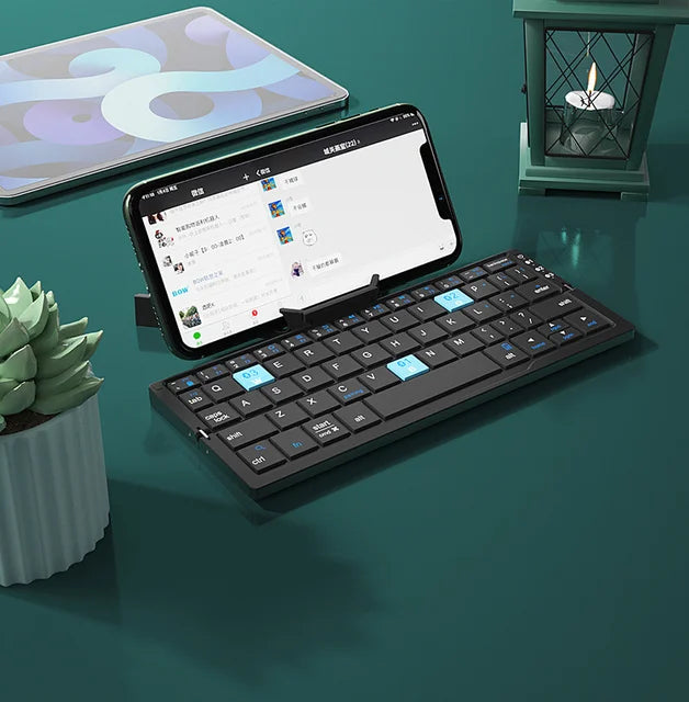 SmartPad™ Portable Bluetooth Keyboard